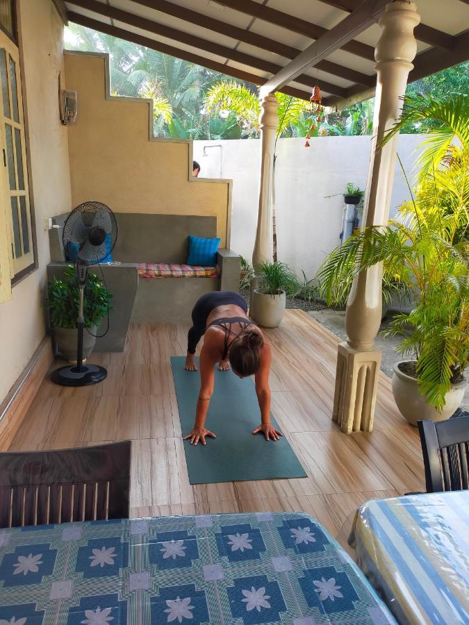 Lasindu Guest Ahangama Ngoại thất bức ảnh